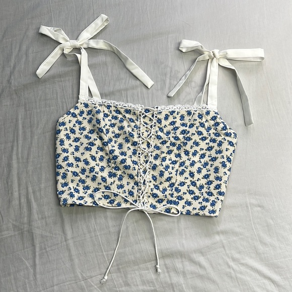 super cute floral tie tank top - Picture 4 of 10